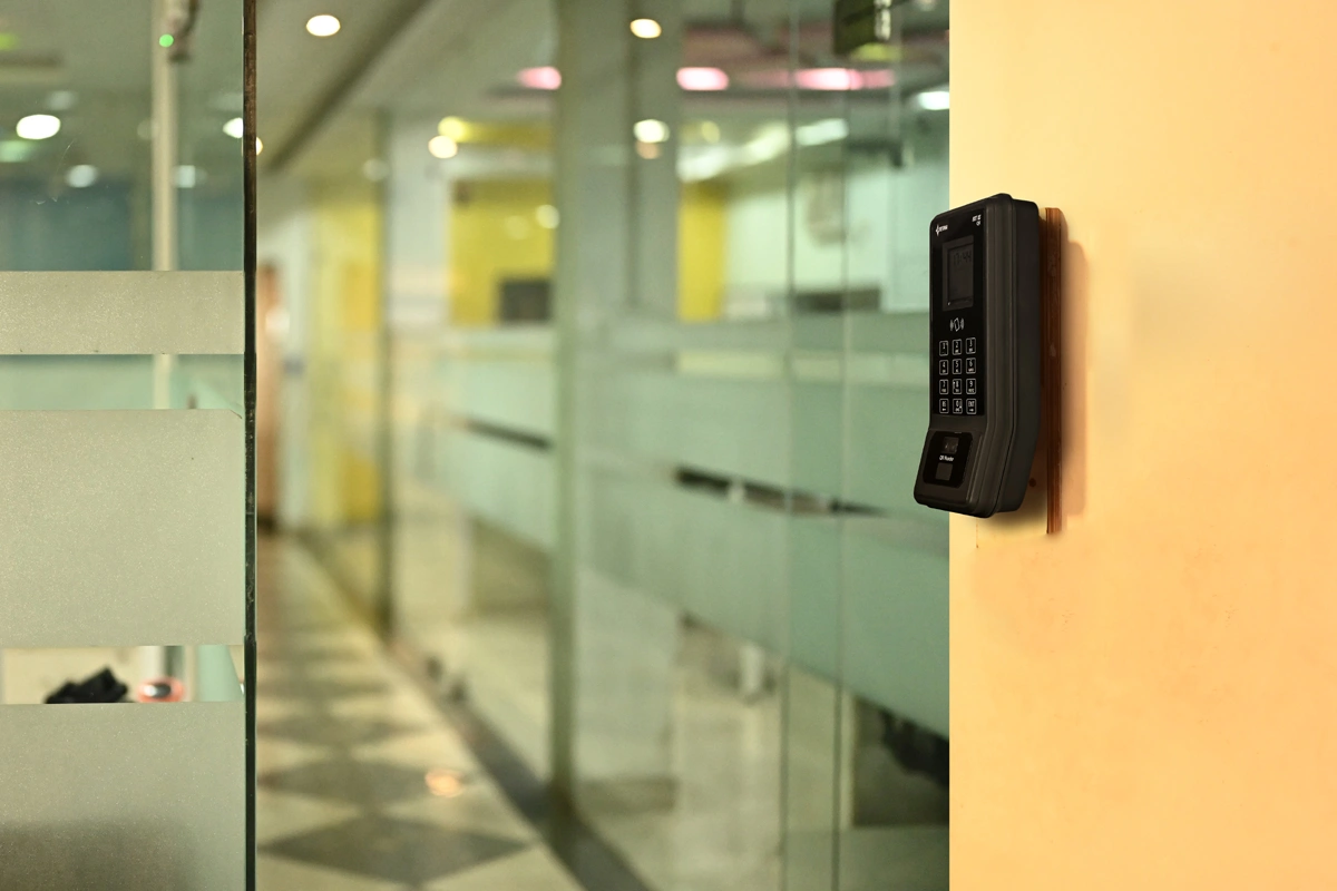 IOT XS QR Promotional